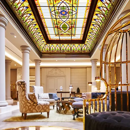 Titanic Gendarmenmarkt ホテル 5*