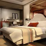 Szálloda Titanic Gendarmenmarkt 5*