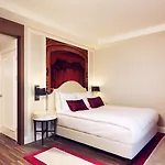 Titanic Gendarmenmarkt 5*