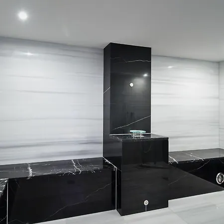 فندق Titanic Gendarmenmarkt