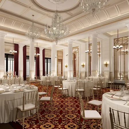 Titanic Gendarmenmarkt 5* برلين