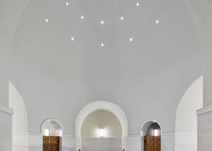 Hotel Titanic Gendarmenmarkt 5*