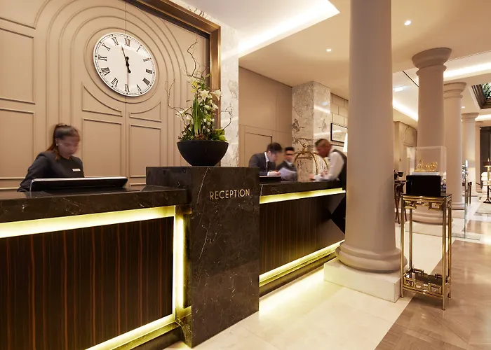 Titanic Gendarmenmarkt Hotel 5*