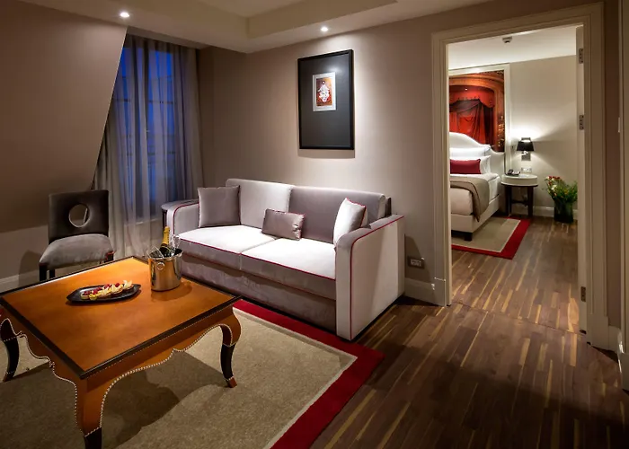 Titanic Gendarmenmarkt Hotel Berlin