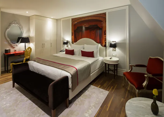 Hotell Titanic Gendarmenmarkt