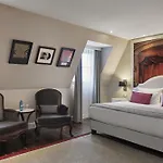 Titanic Gendarmenmarkt Hotel Berlin