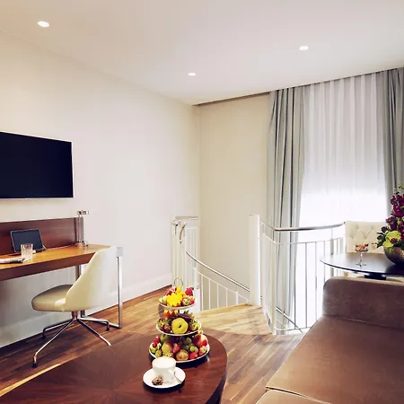 Titanic Gendarmenmarkt 5*