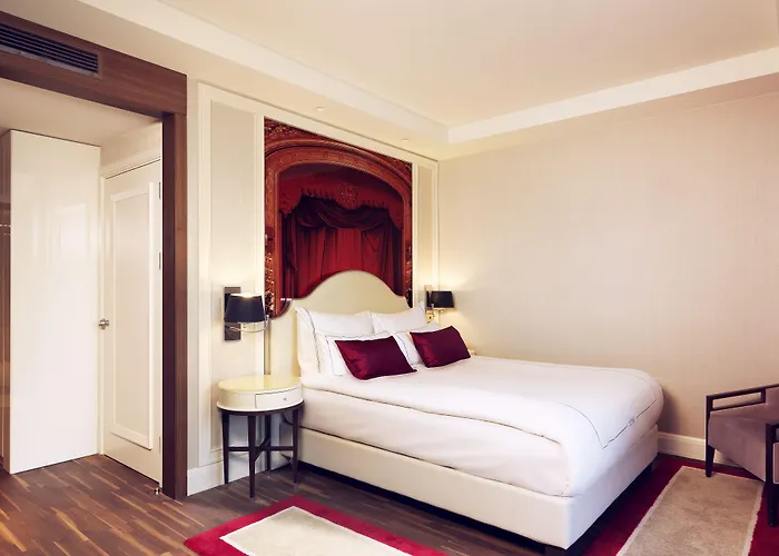 Titanic Gendarmenmarkt 5*