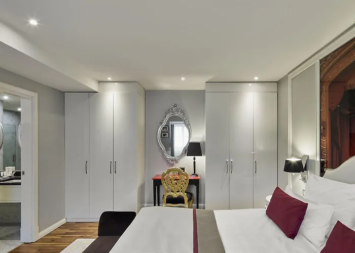 Titanic Gendarmenmarkt 5* برلين